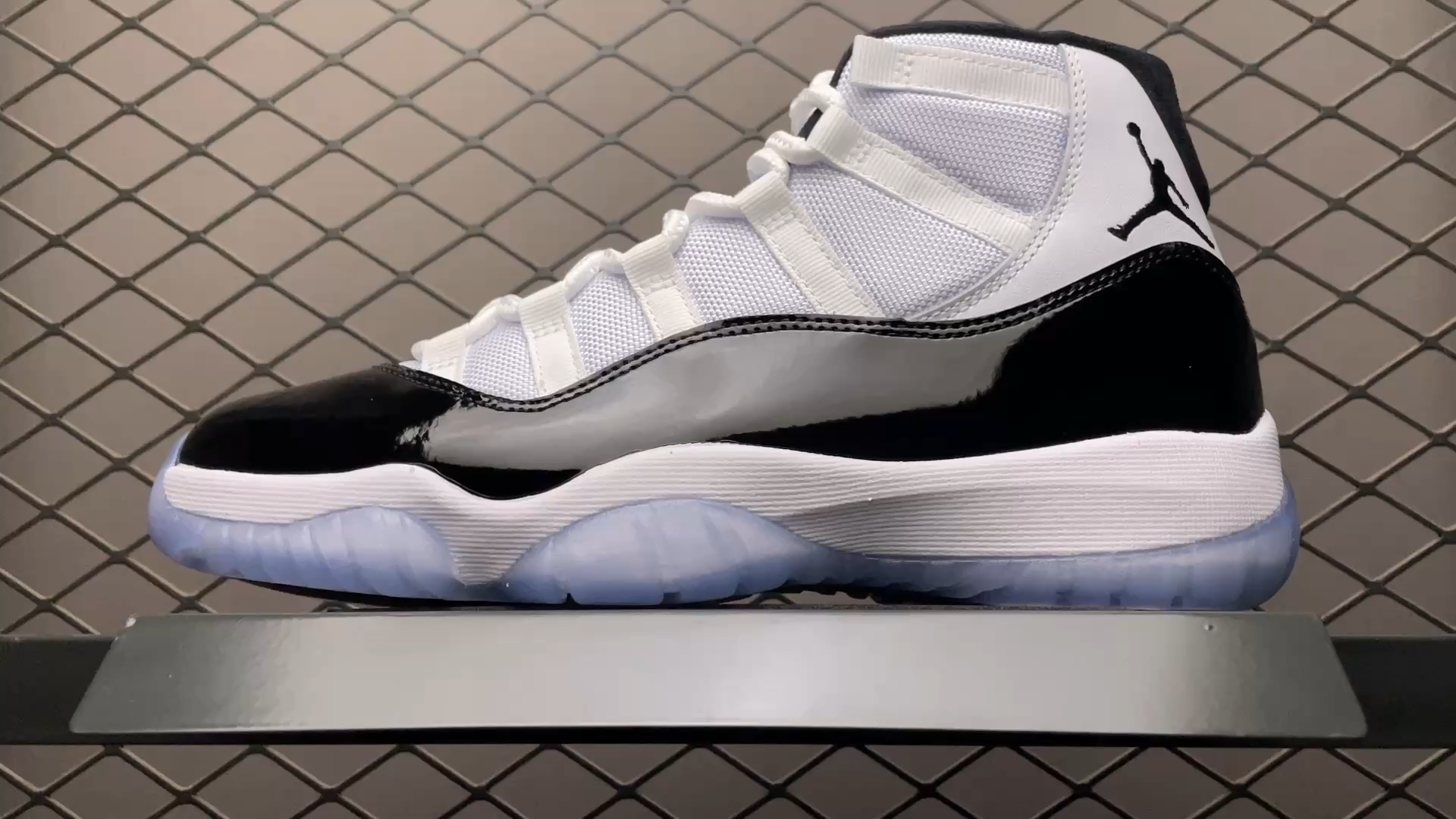 JRD 11 Retro Concord 378037-100