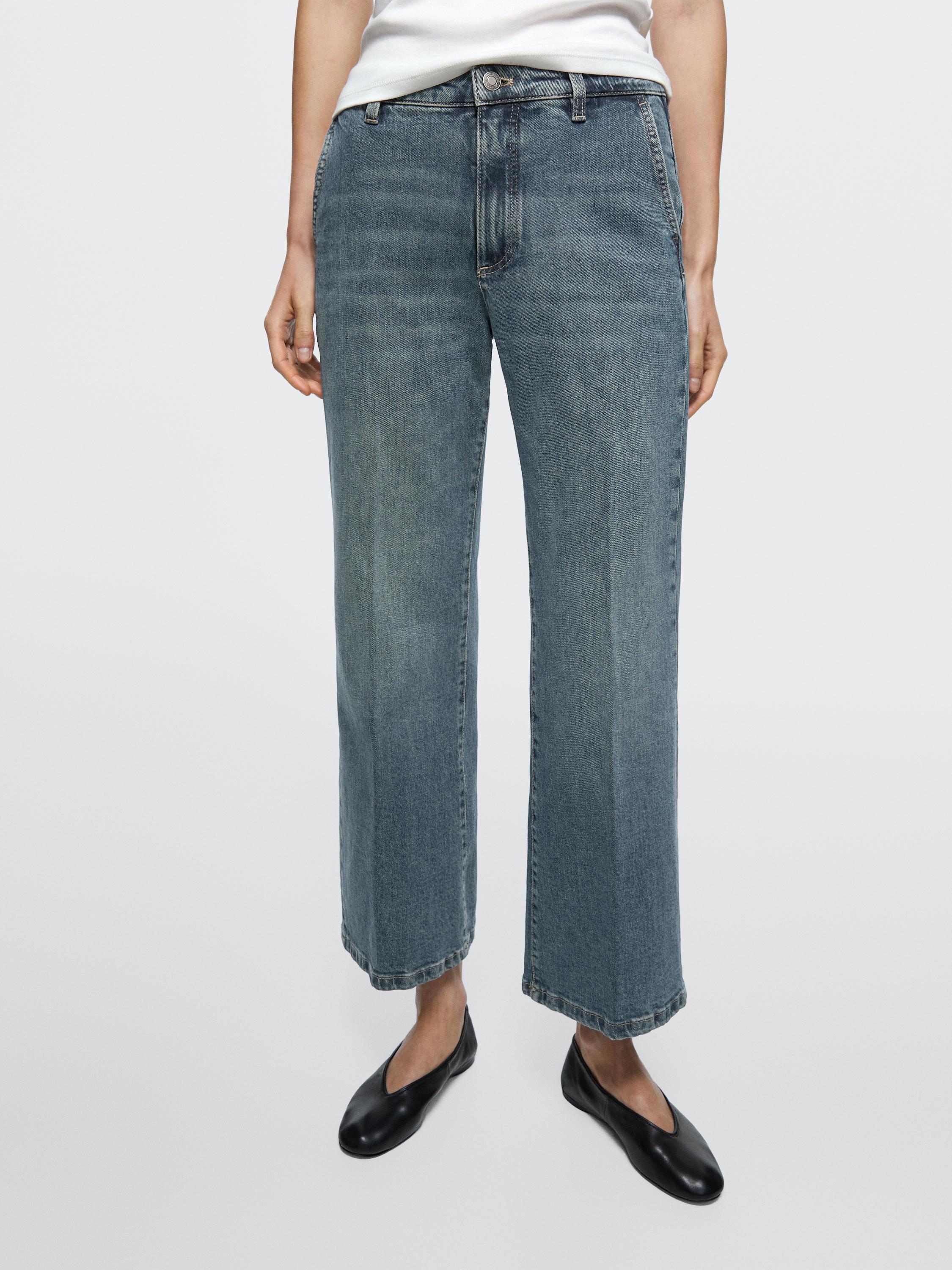 Jeans flare fit tiro medio