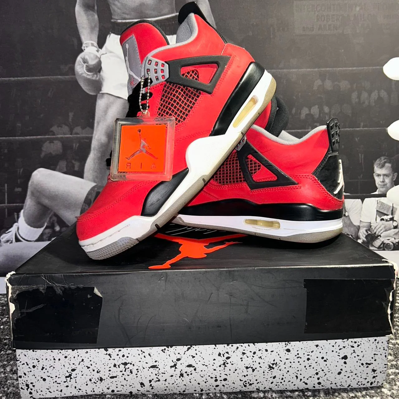 NK Air Jordan 4 Retro ‘Toro Bravo’
