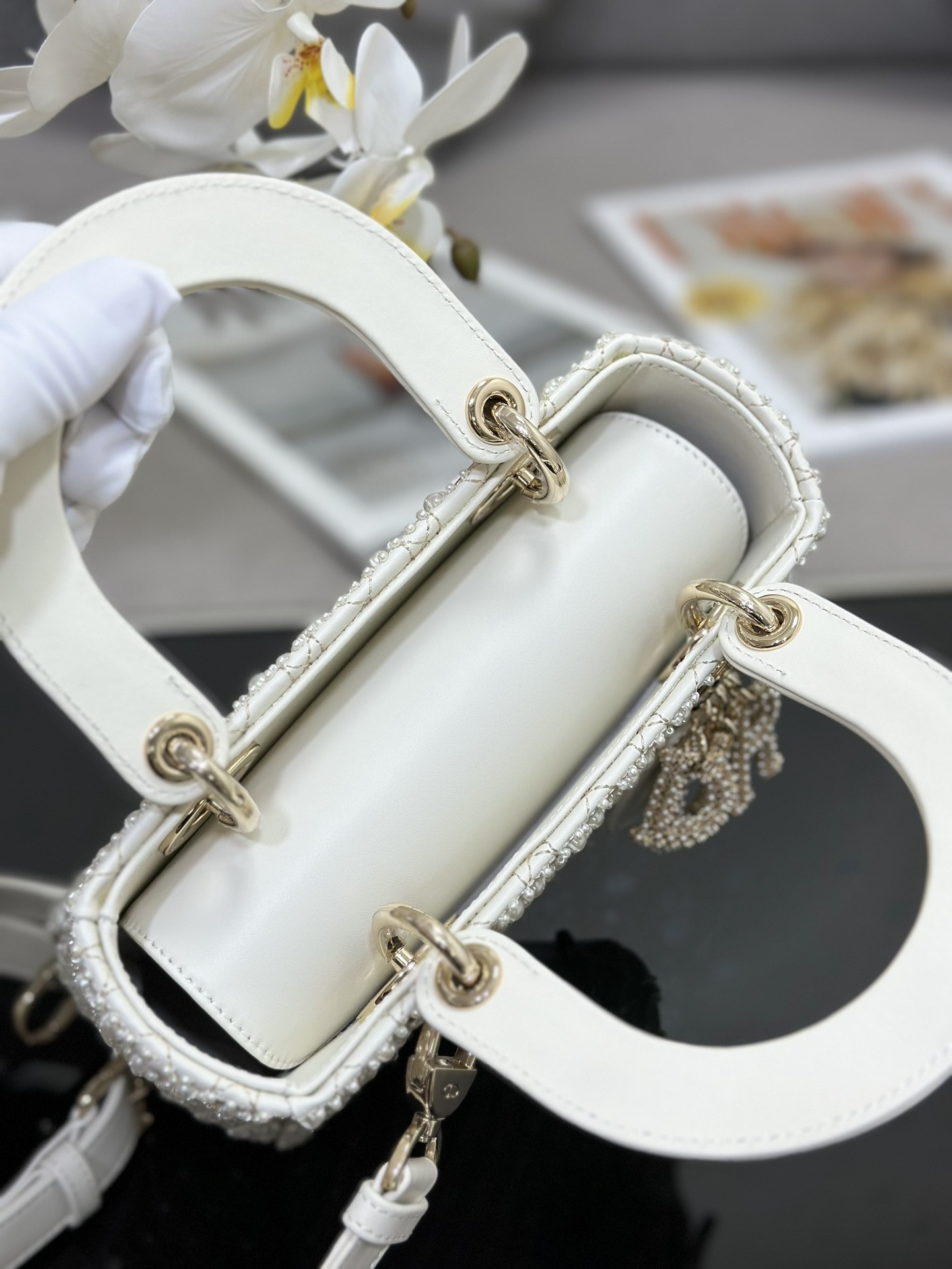 DR Shoulder bag M0538 20x16.5x8cm