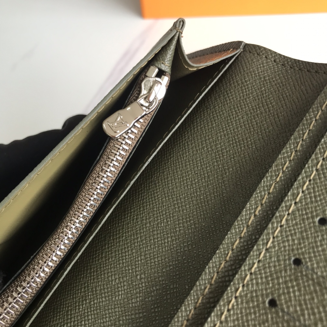 Long wallet 3.9″x7.5″ BB-918000346