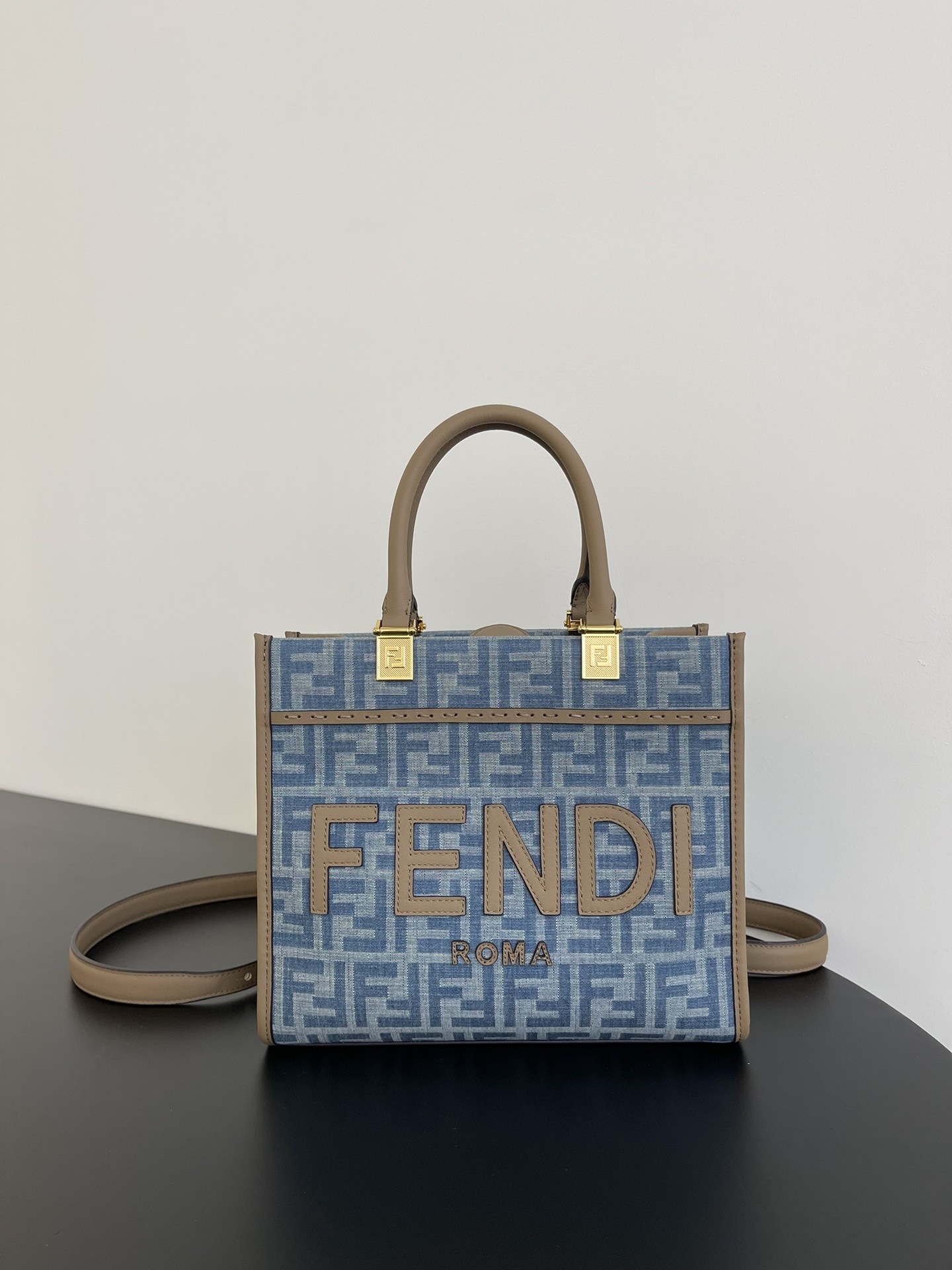 FD TOTE Size:25.5x12x22.5cm