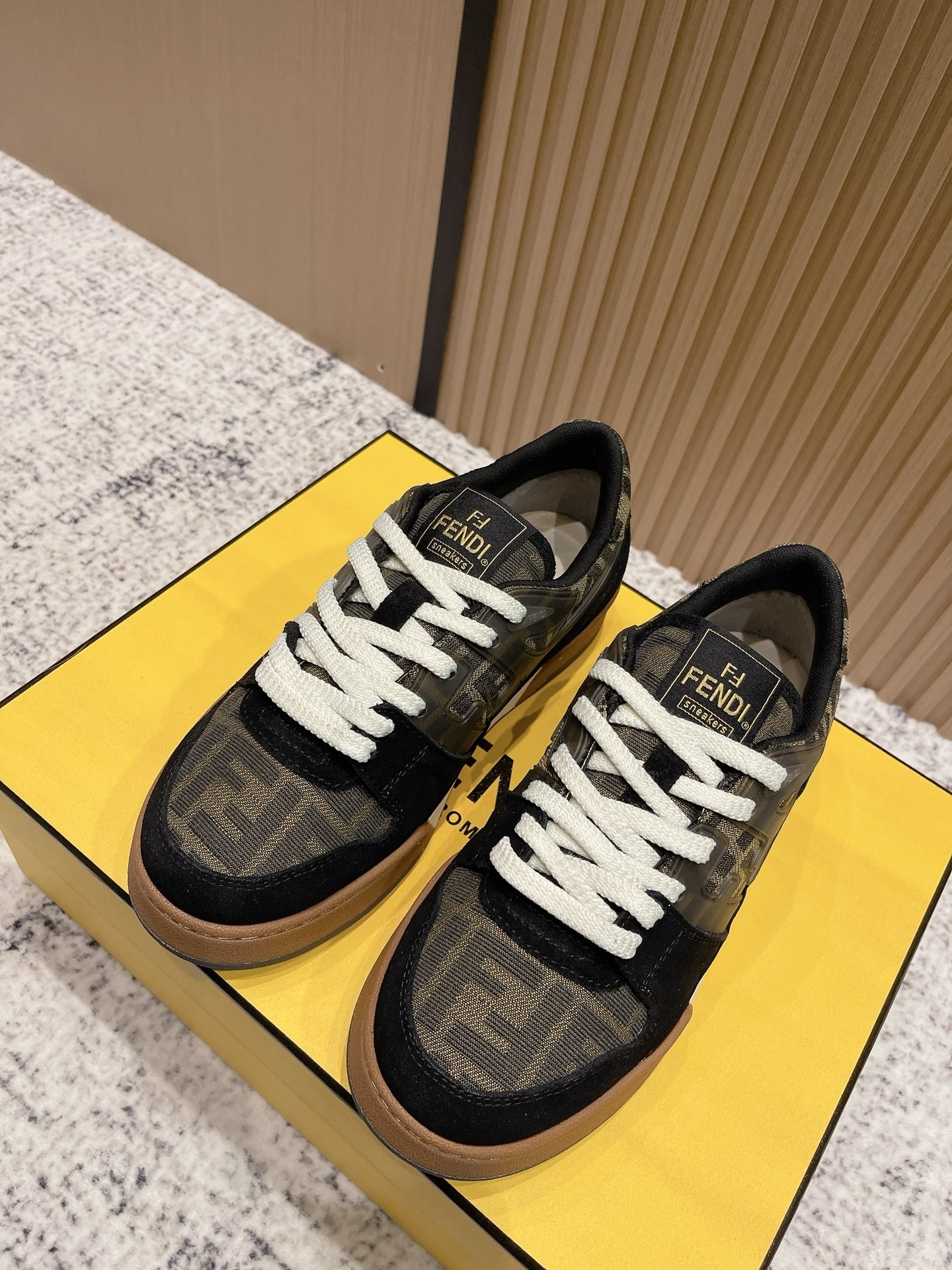 FEND Casual shoes