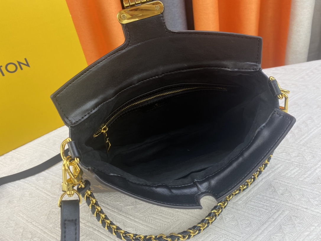 5 colors Woman’s handbag 11.4″x7.5″x3.5″ BB-9180001000608