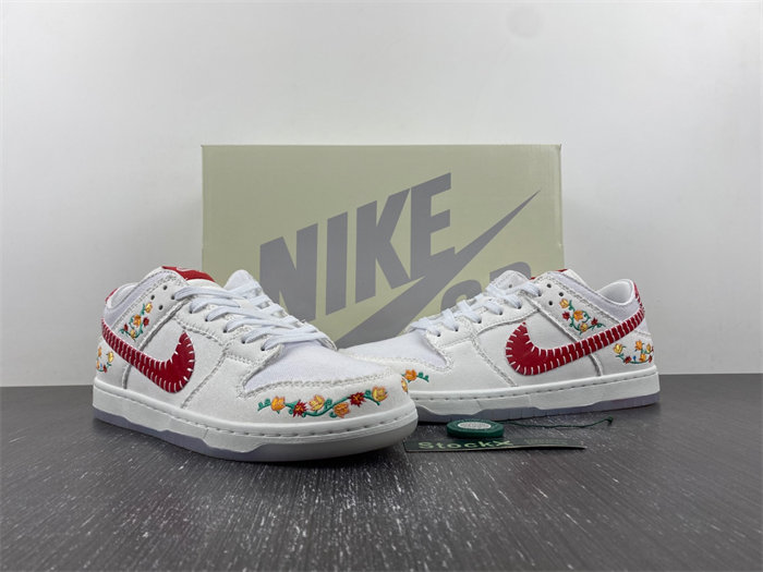 NK SB Dunk Low Decon “N7” FD6951-700