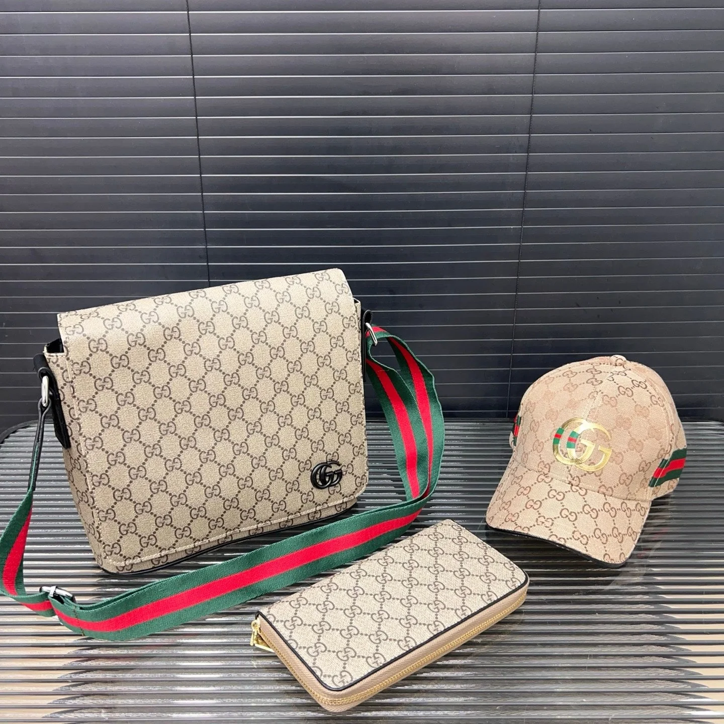 [Gucci] [3-piece set] Clearance sale! First come, first served!