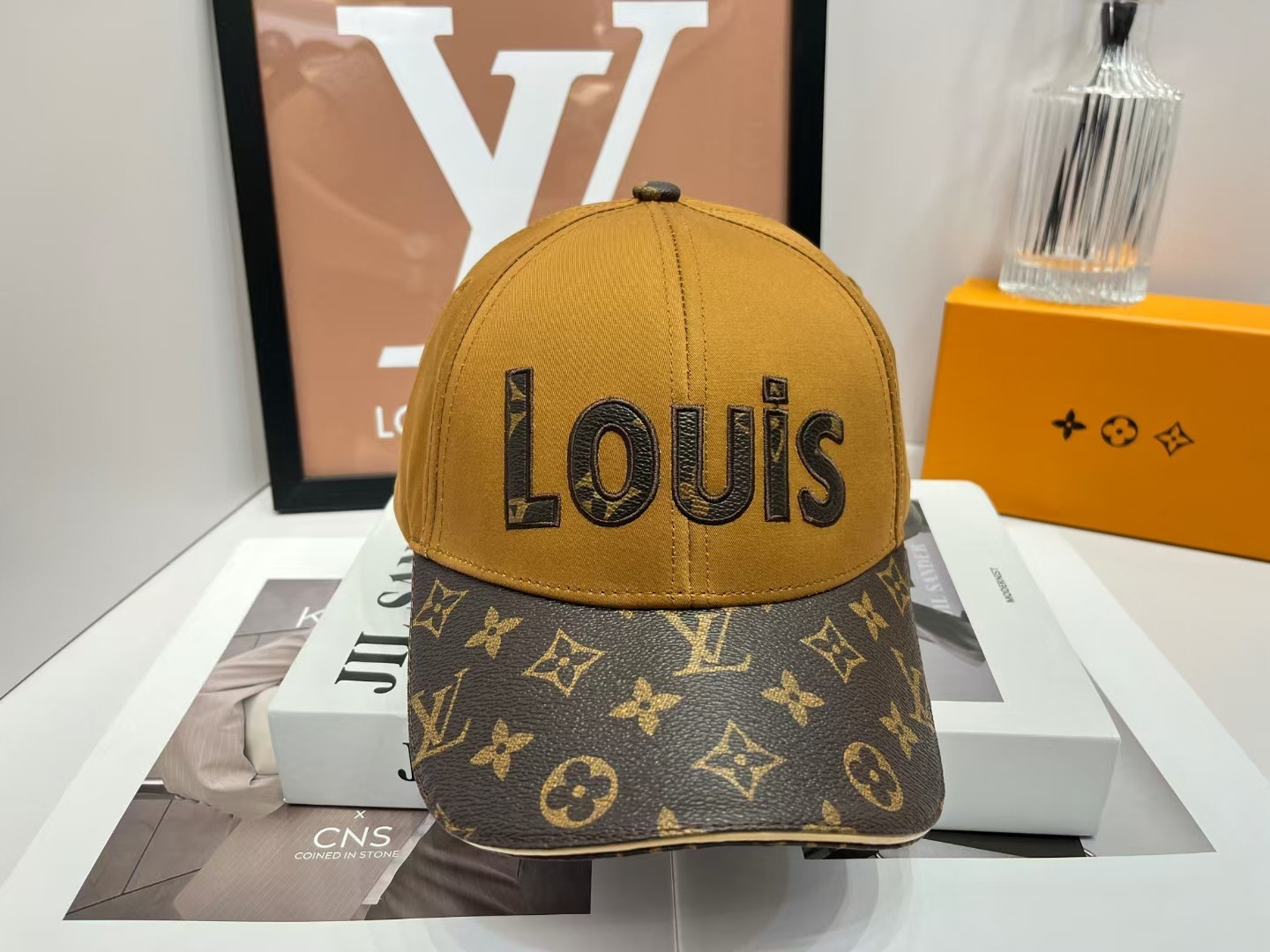 LV Cap（Multiple colors）