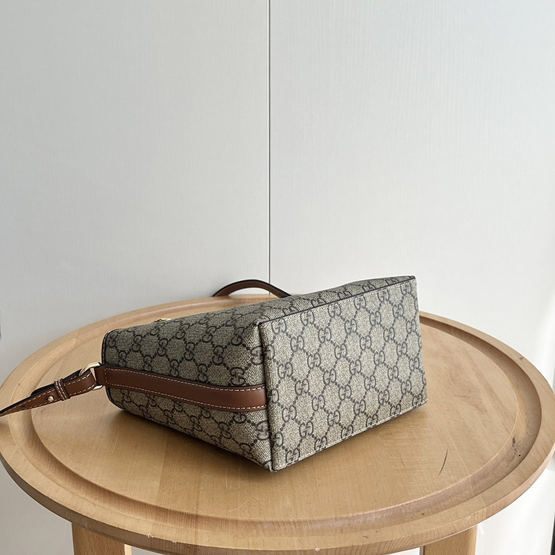 8.1″x7.1″x4.5″ Adjustable Strap Tote bag BB-921344
