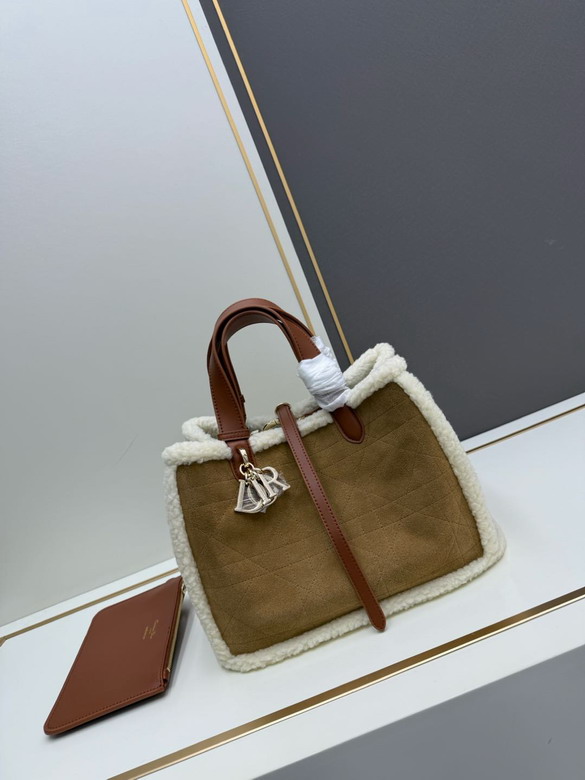 DR Handbag 29x19x21cm