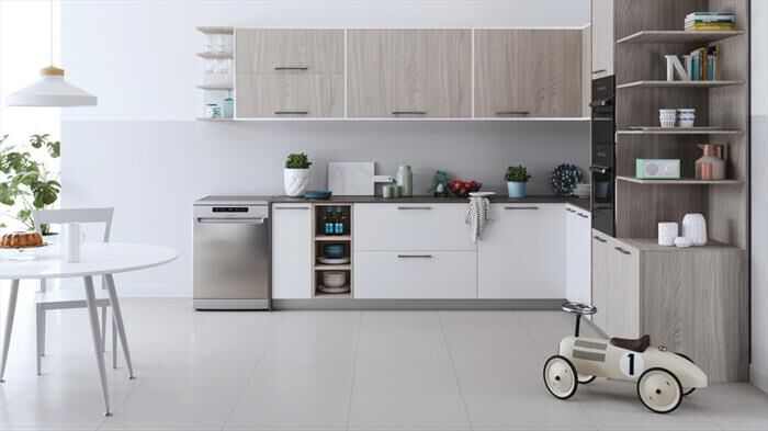 INDESIT - Lavastoviglie IN2FFC14BN6X Classe C 14 coperti