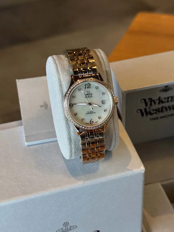 Fashion 32mm Stone-set Dial Woman’s Quartz Movement Watch WB-6630026