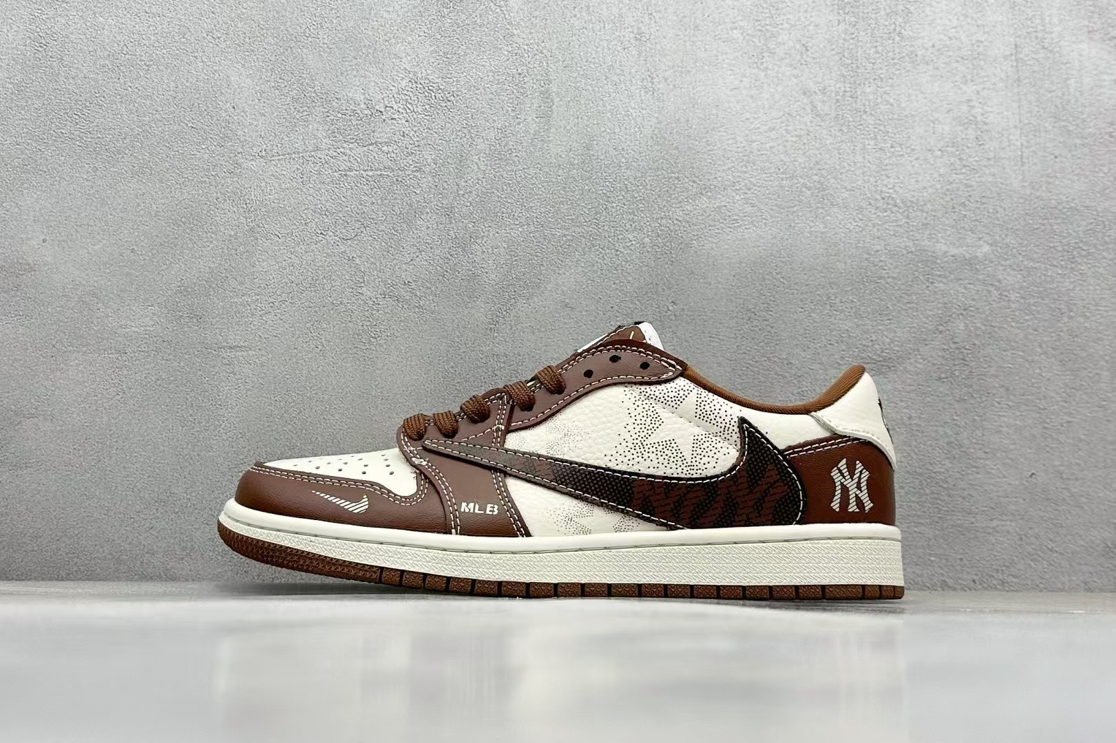 NK Air1 Low x MLB NY XS2024-014