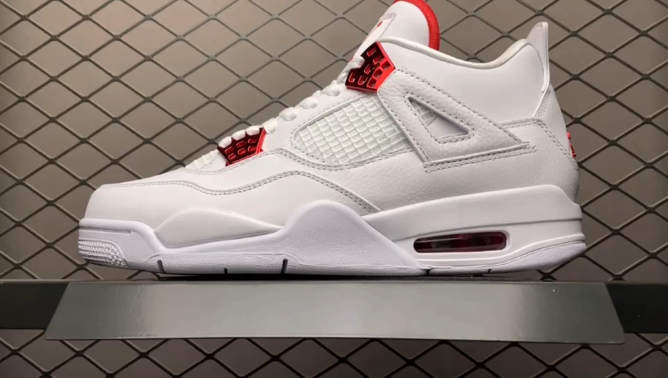 JRD 4 Retro Metallic Red CT8527-112