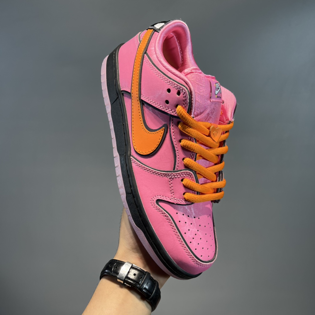 NK SB Dunk Low The Powerpuff Girls Blossom