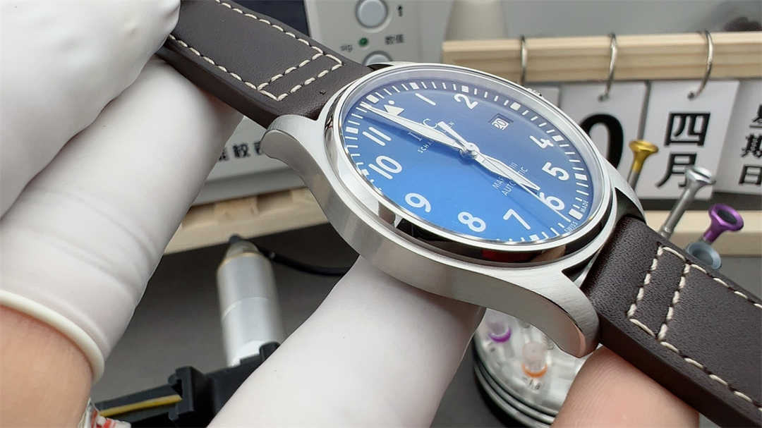 Premium IWC Mark 18 Blue Replica – 1:1 Aviation-Inspired Design with Stainless Steel Case & Automatic Movement