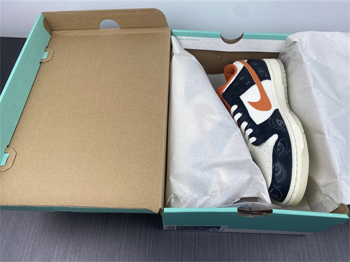 NK Dunk Low PRM Halloween DD3357-100