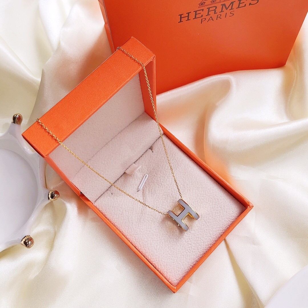 Herms Necklace