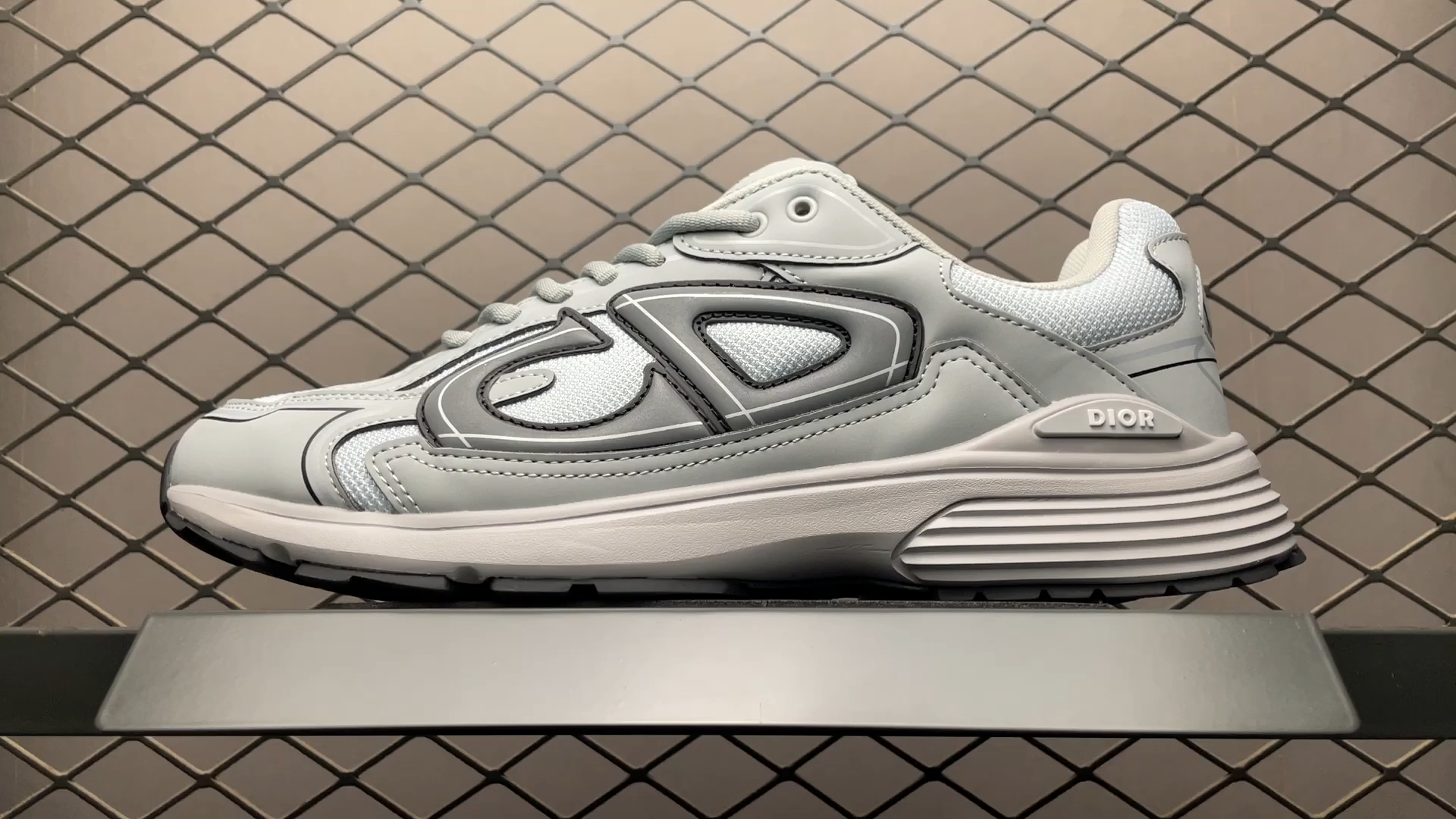 DR b30 sneaker