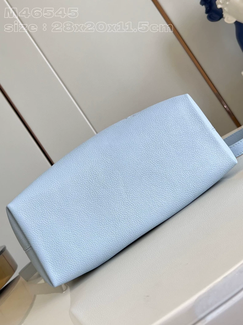 LOUIS VUITTON M11187 LV Bundle