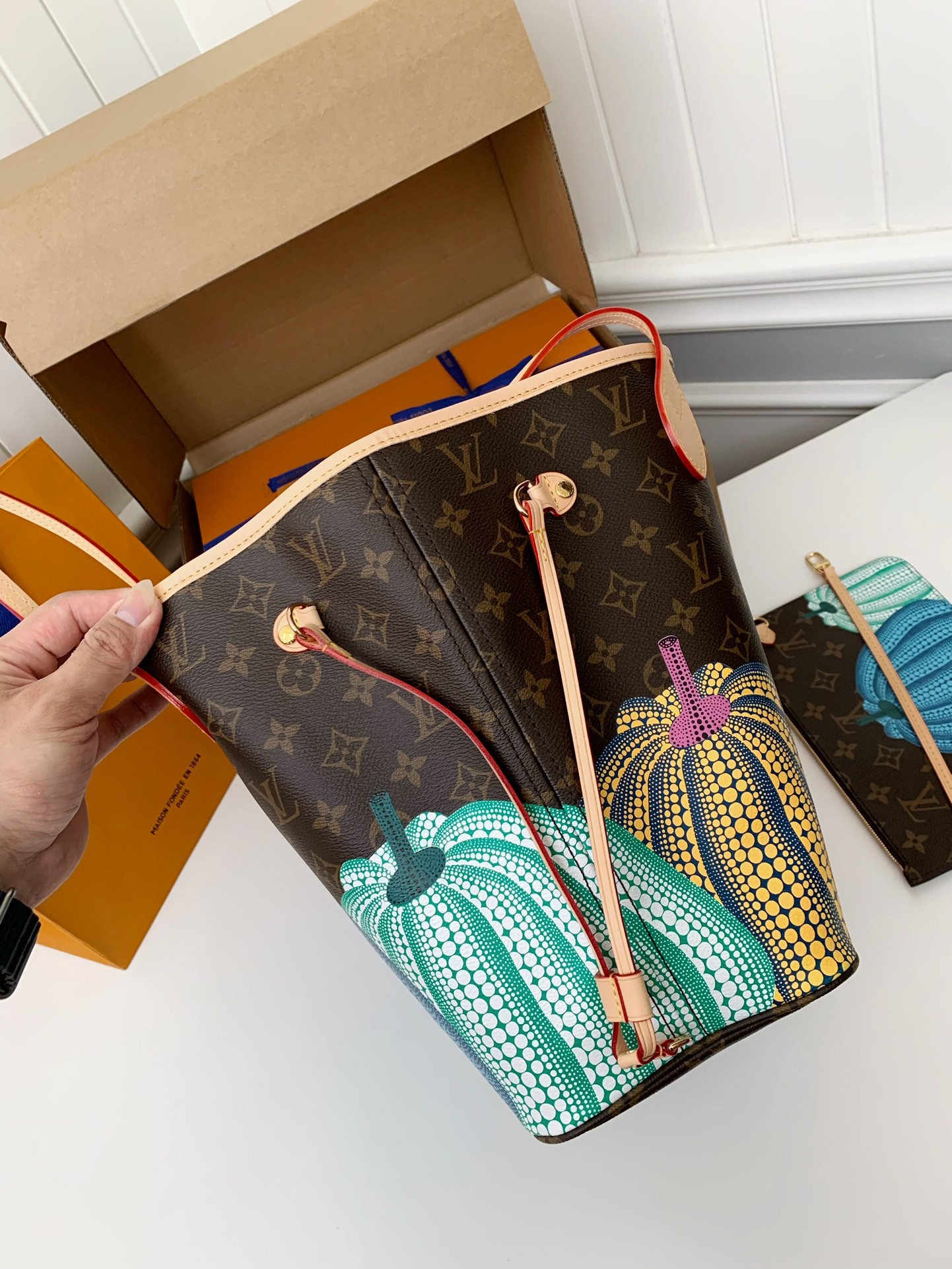 LV x Yayoi Kusama  NEVERFULL  31*28*14cm