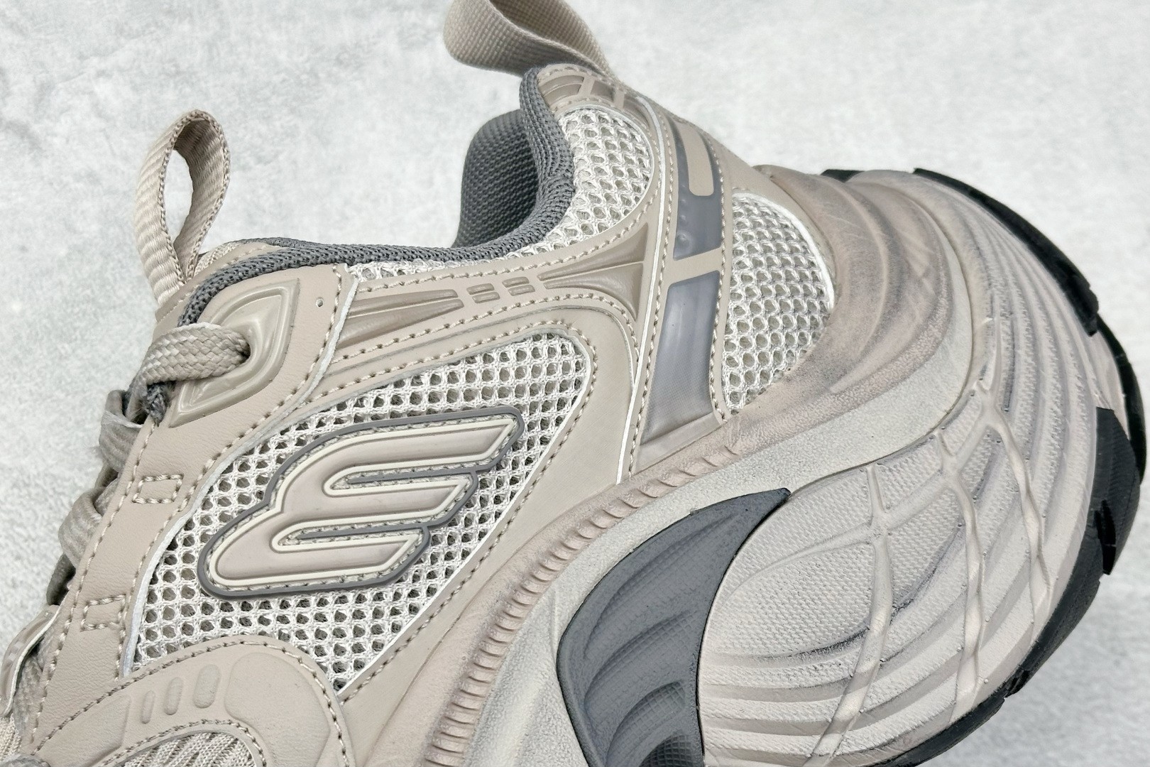 BLCG Sneakers