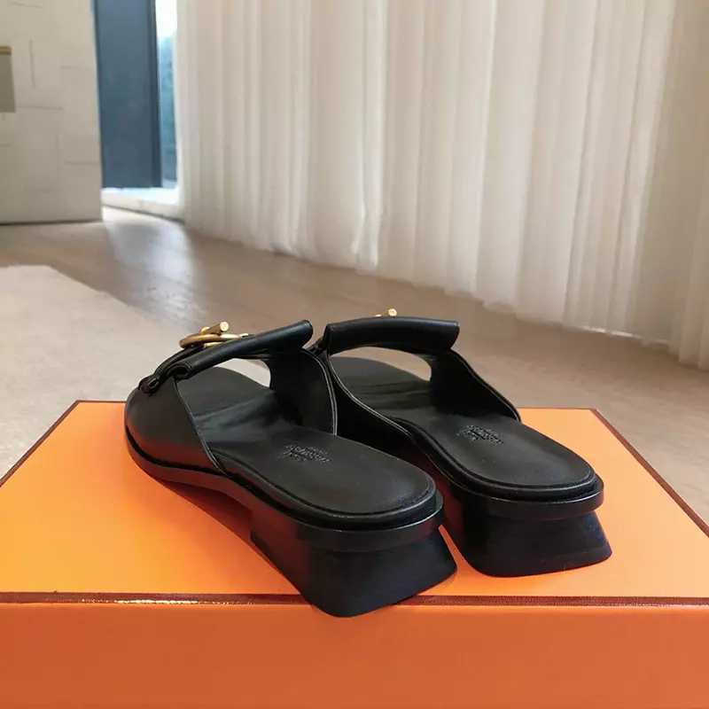 Fashion High Quality Real Leather Slippers LX-872310