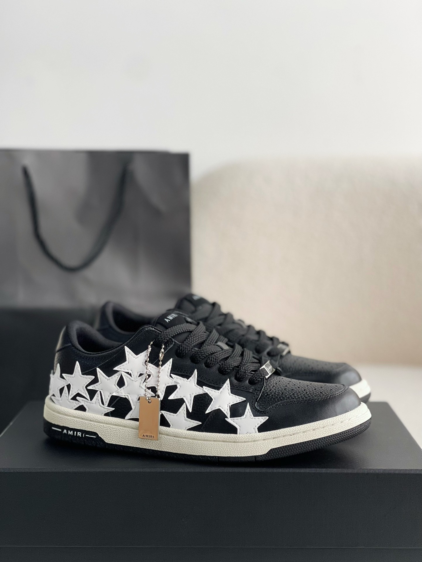 AMRI Sneakers