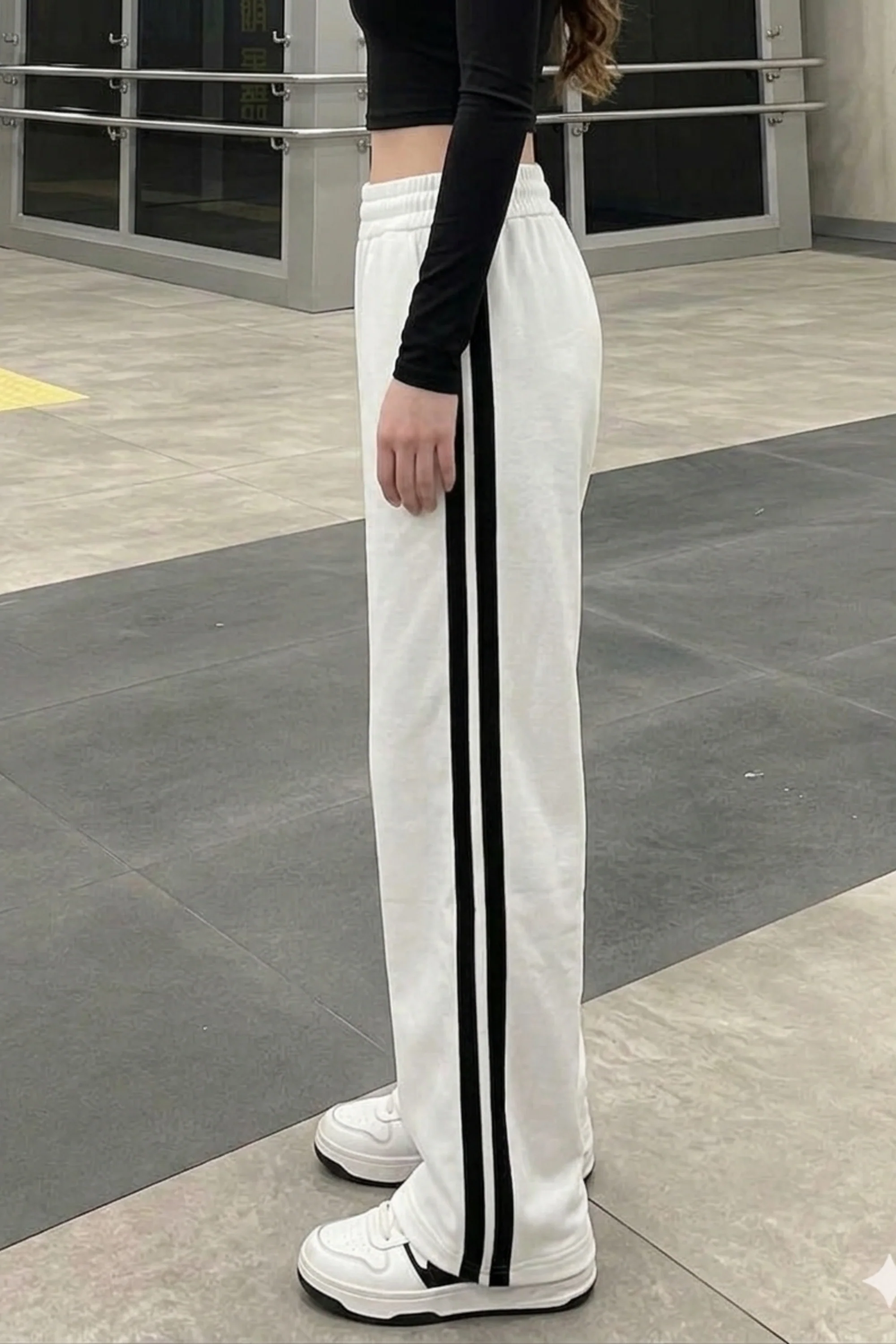 White Side-Stripe Sweatpants