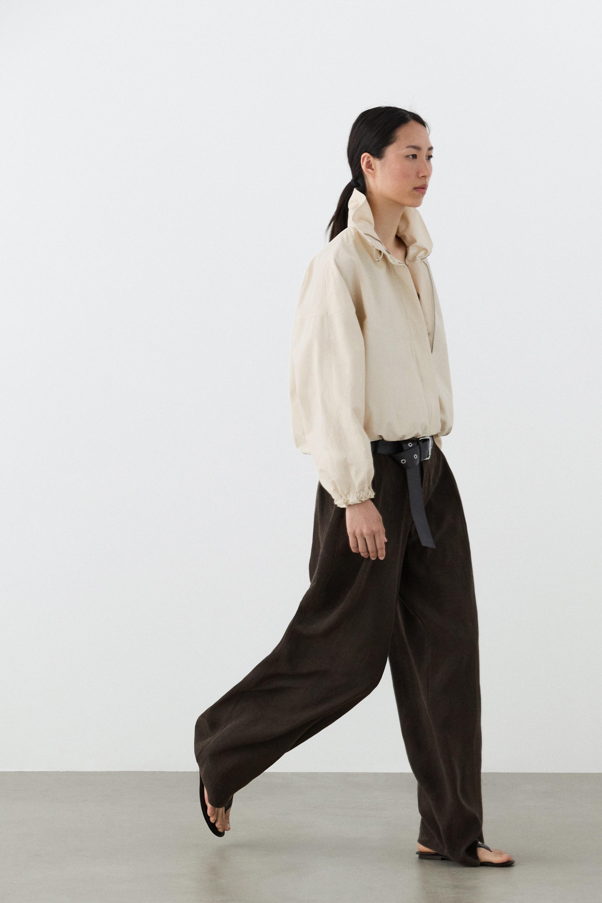 Pantalón fluido wide leg pinzas