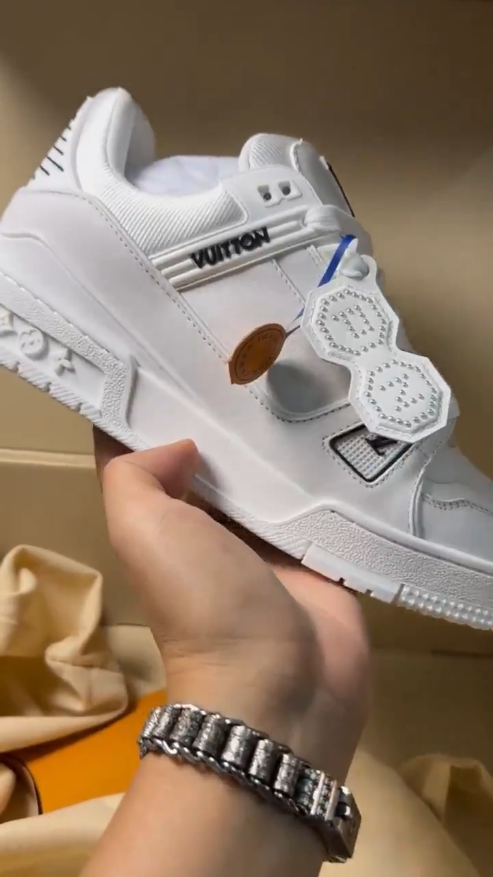 LV Trainer Sneaker