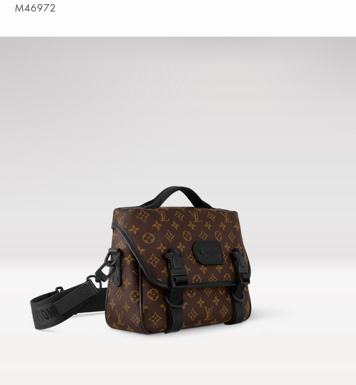 LV  Messenger Bags