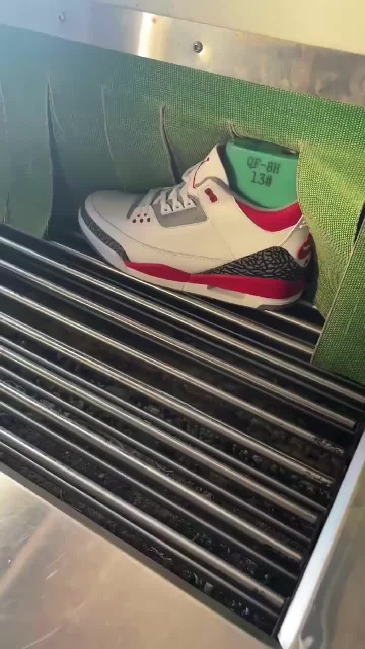 Authentic Air Jordan 3 OG "Fire Red", Style Number: DN3707-160, Available in sizes 40.5 - 47.5