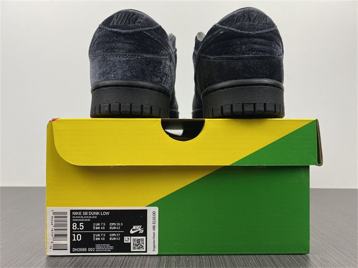 NK Dunk Low Dover Street Market Triple Black Velvet DH2686-002