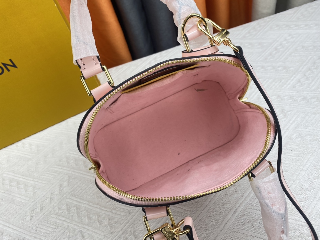 3colors Woman’s Handbag Big 12.6″x9.8″x6.3″ Small 9.8″x7.5″x4.7″ BB-918000538