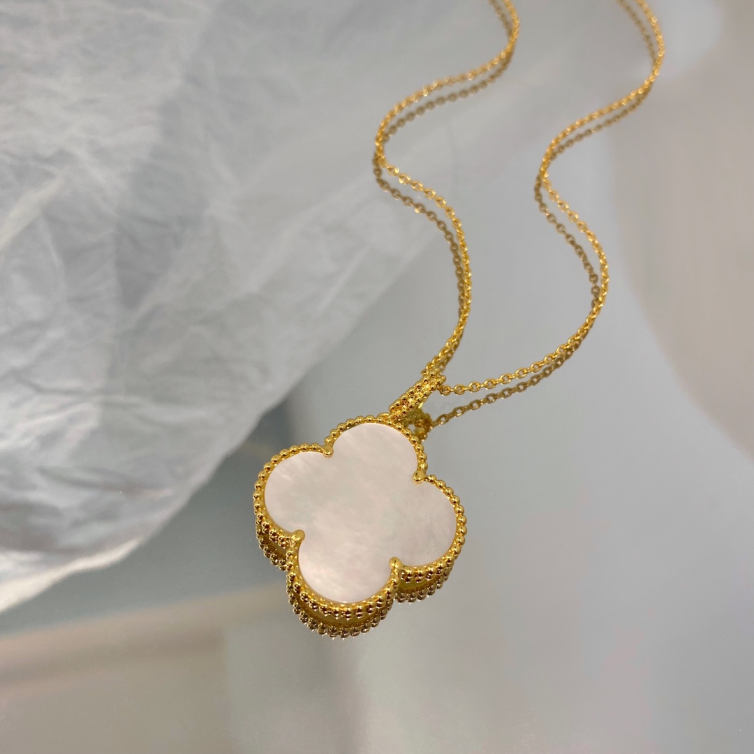 VCA Necklace
