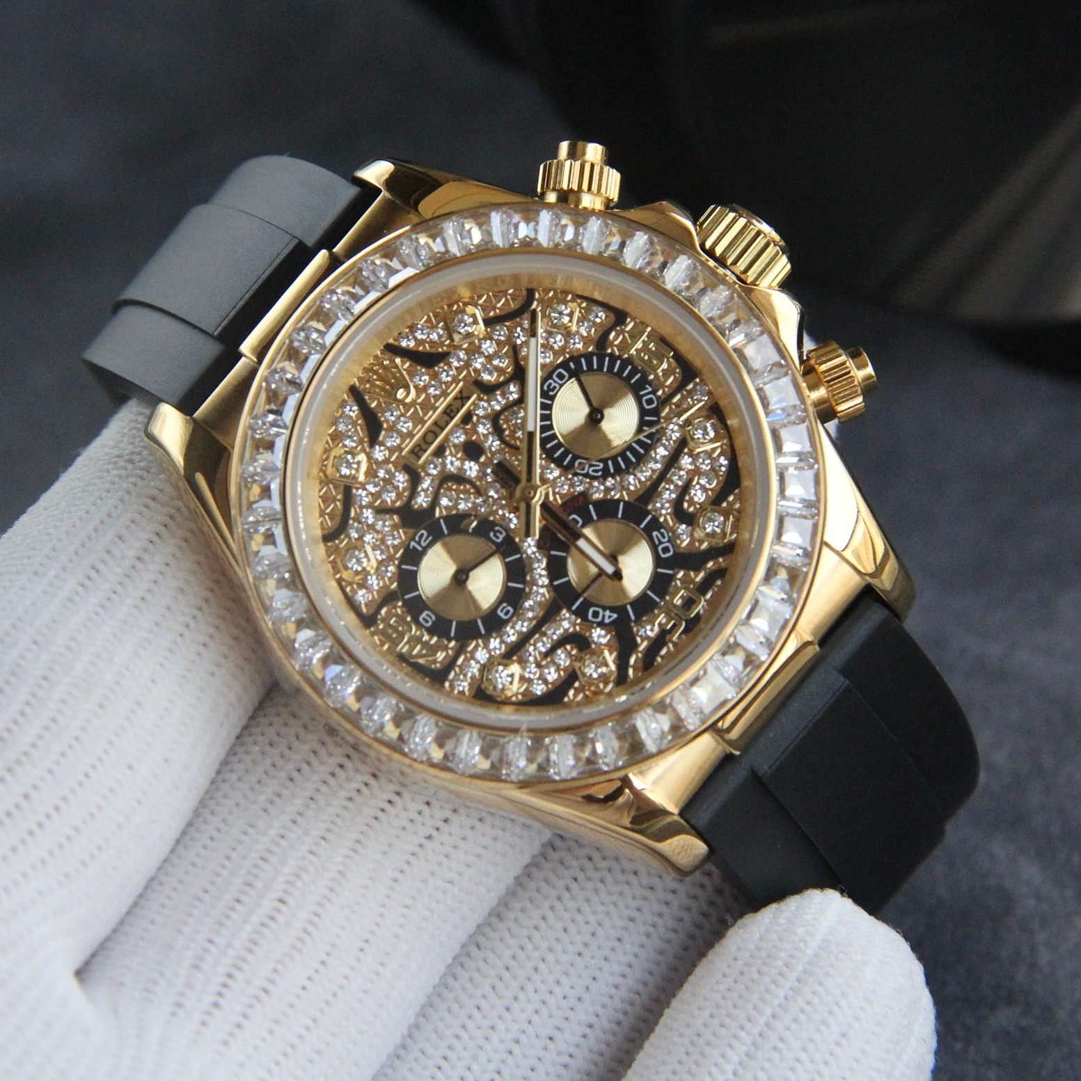 Rolxx Daytona Eye of the Tiger 40mm Gold Dial Rubber Watch Band Size:40mm
