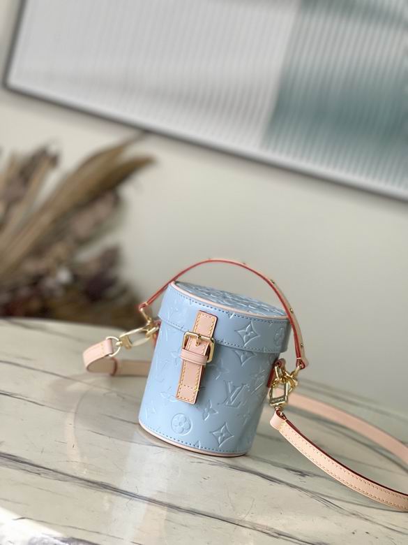 LV Bucket Bags 12x14.2x12cm