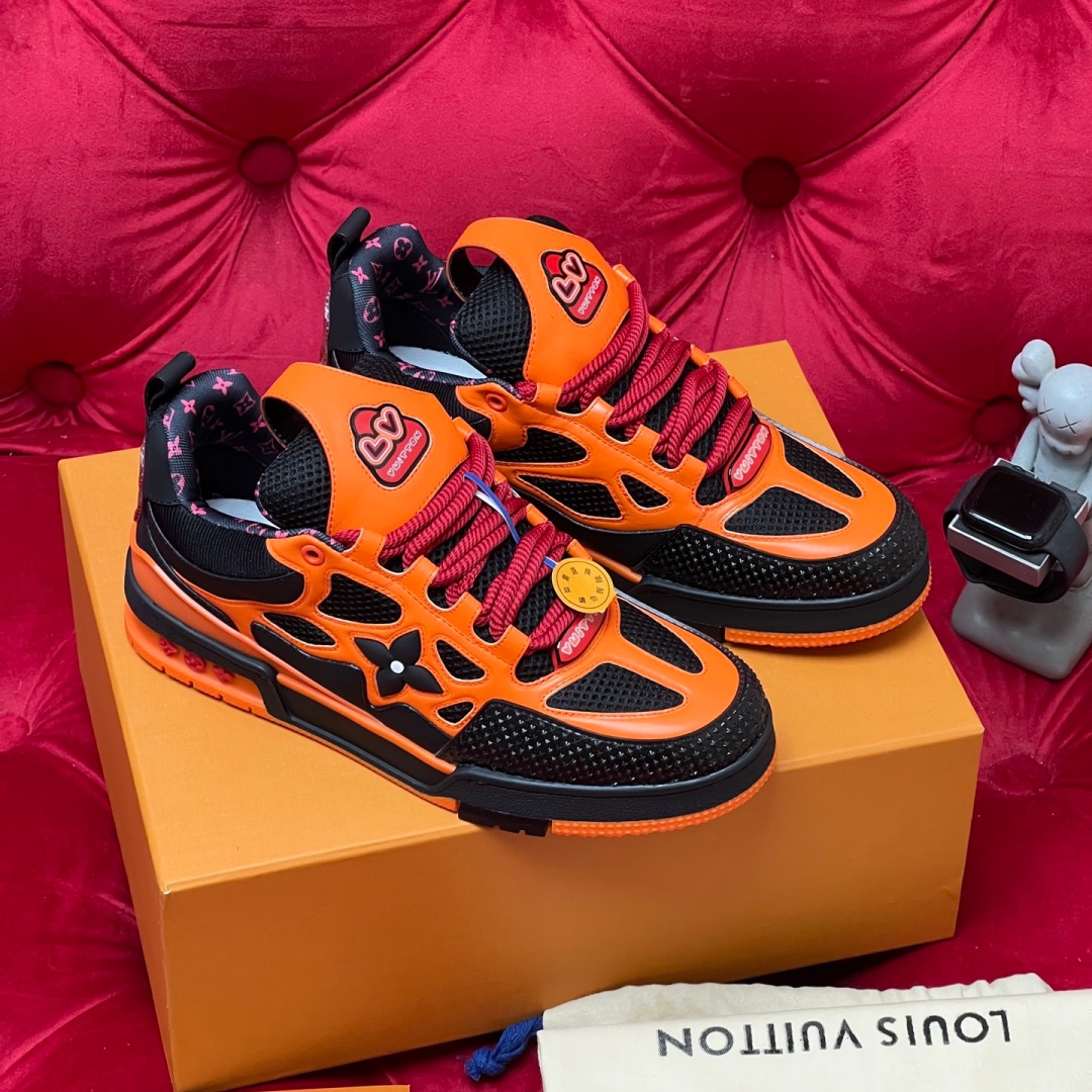 LV TRAINER Sneakers