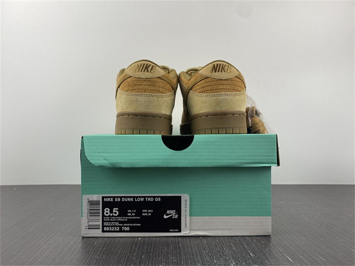 NK SB Dunk Low Wheat 883232-700