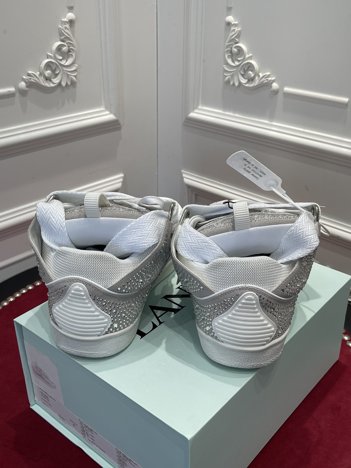LAN Curb Sneaker White Rhinestone FMSKRK11STRAP22