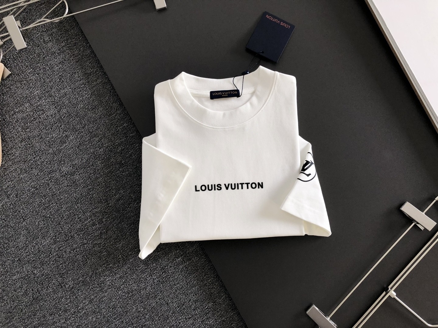 LV T-Shirt