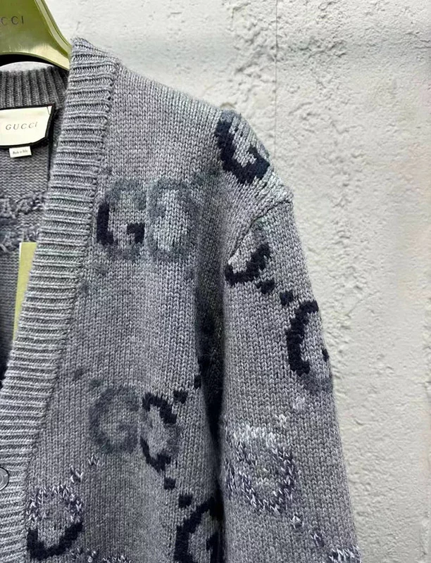 Gradient knitted cardigan MY-93216