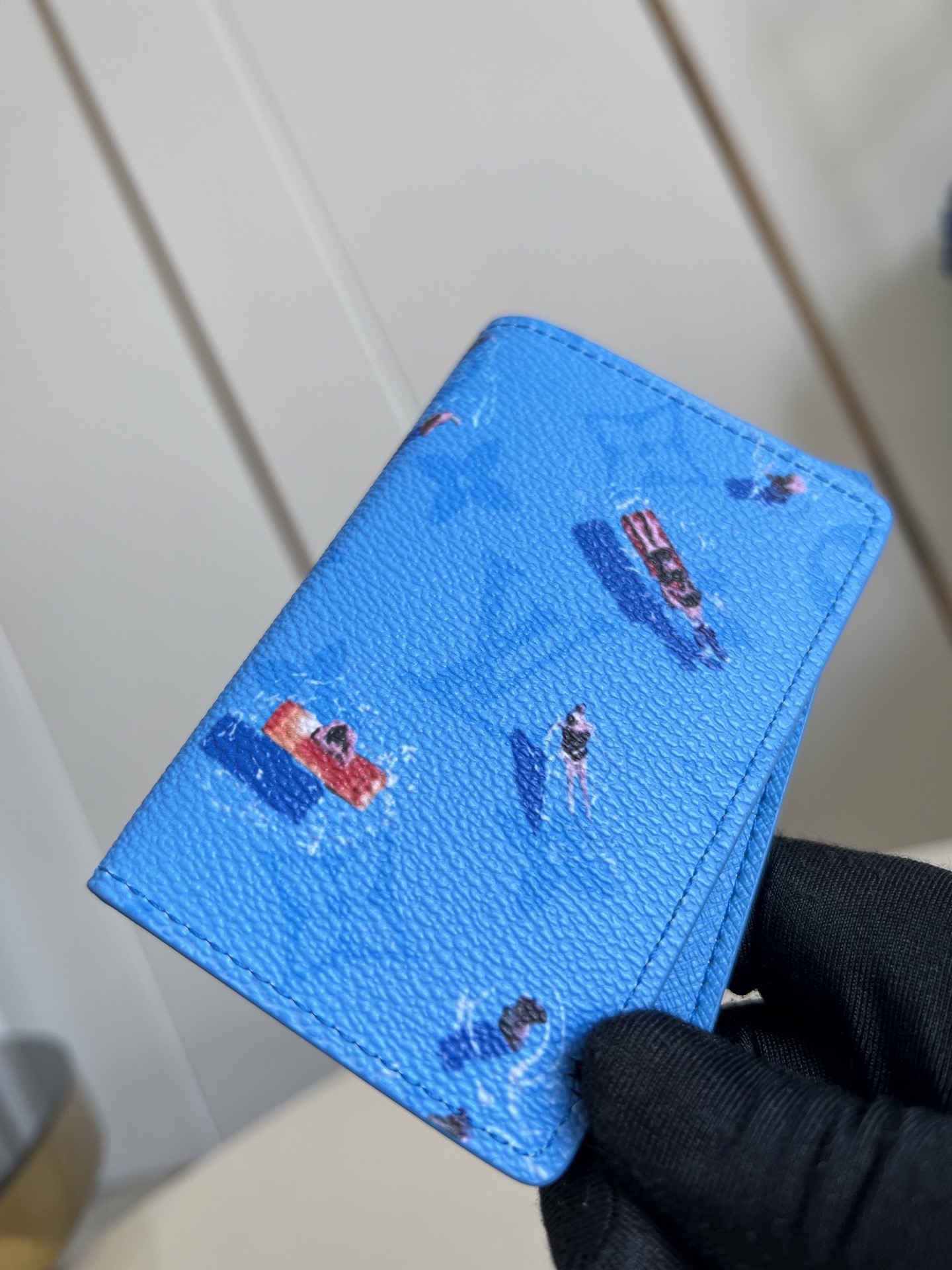 LV Card M14881 Size：11.1*1*7.5CM