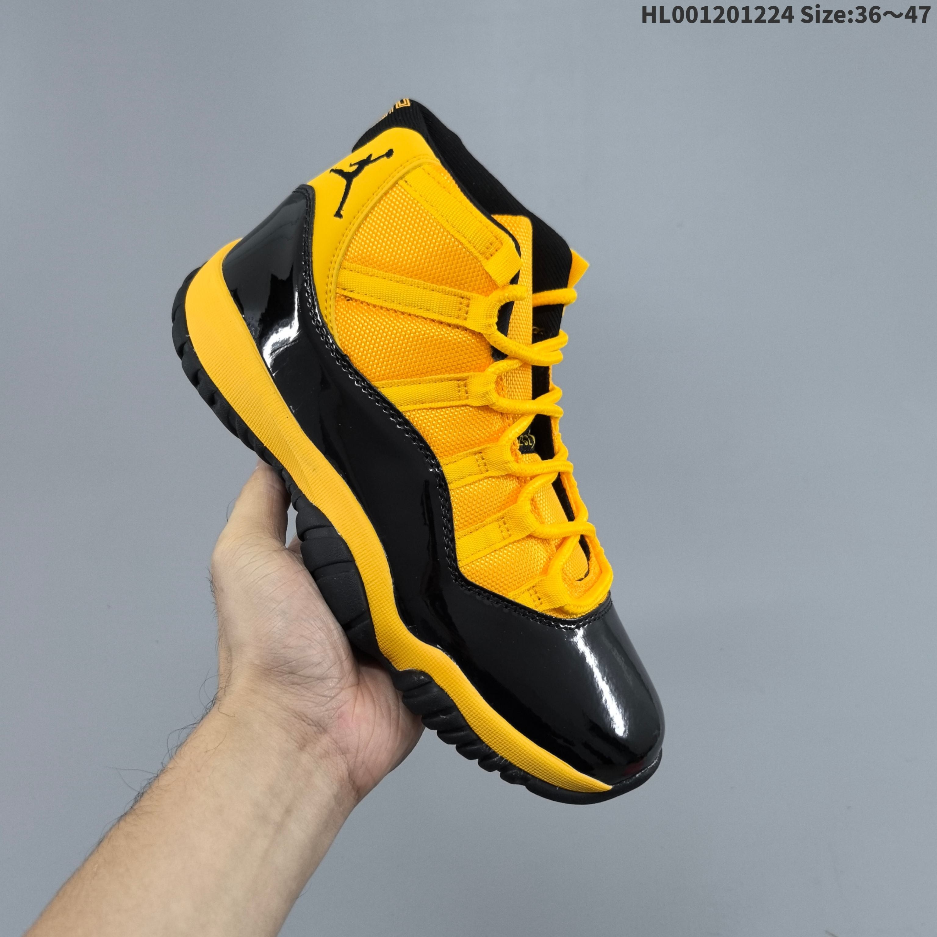 JRD 11 Retro ig Black YellowCT8802-890