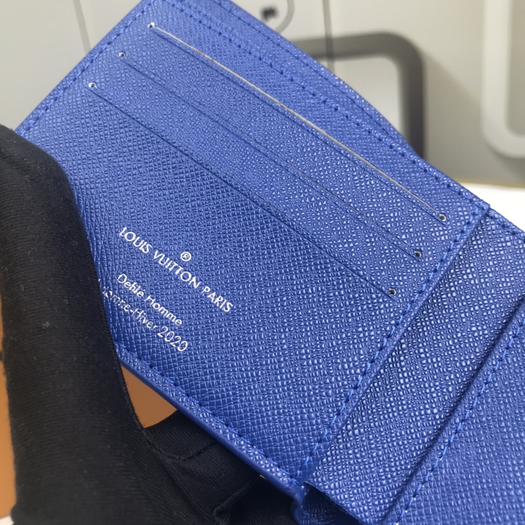 Wallet 4.3″x3.3″x0.8″ BB-918000182