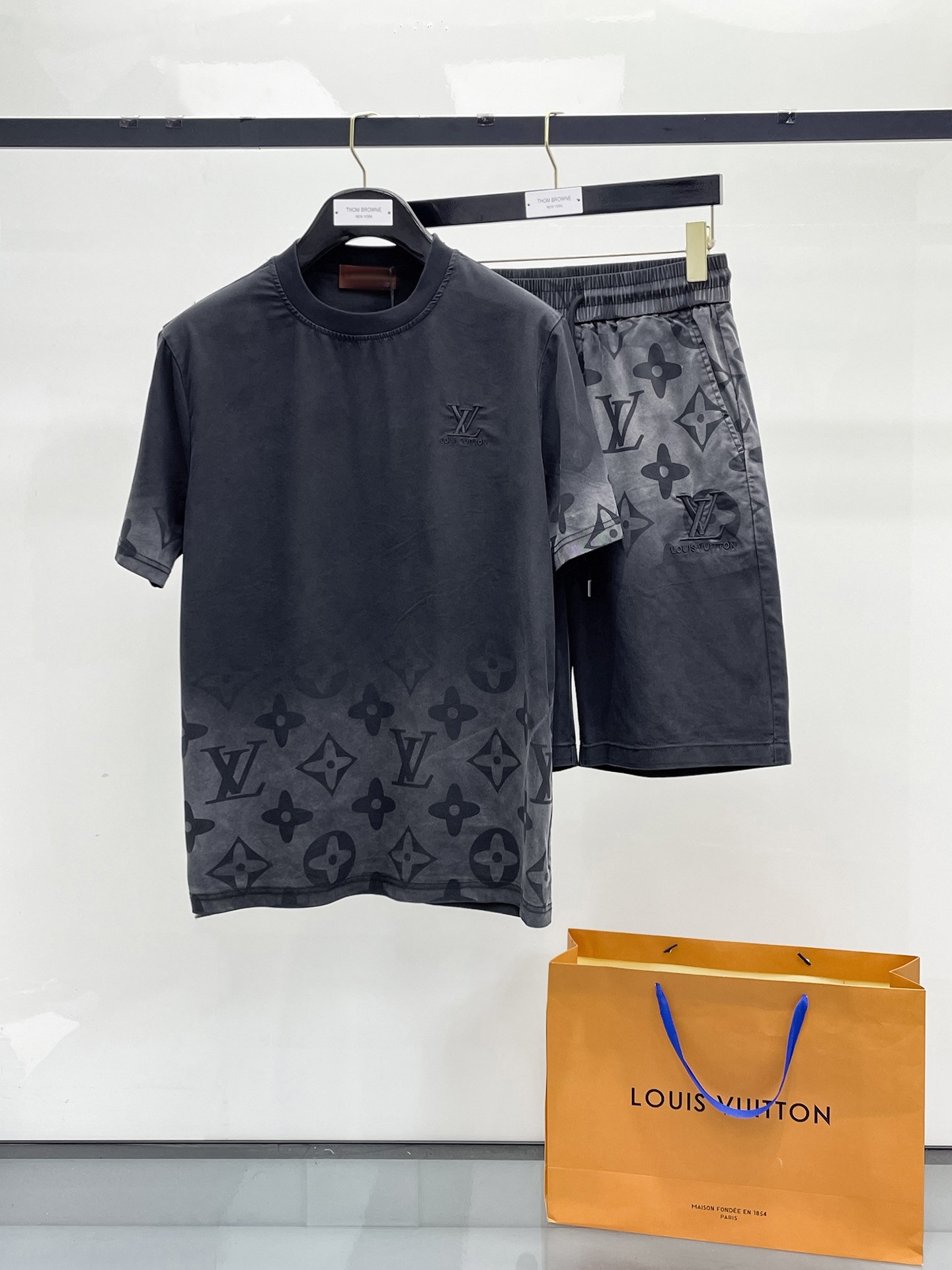 LV Two-piece suit