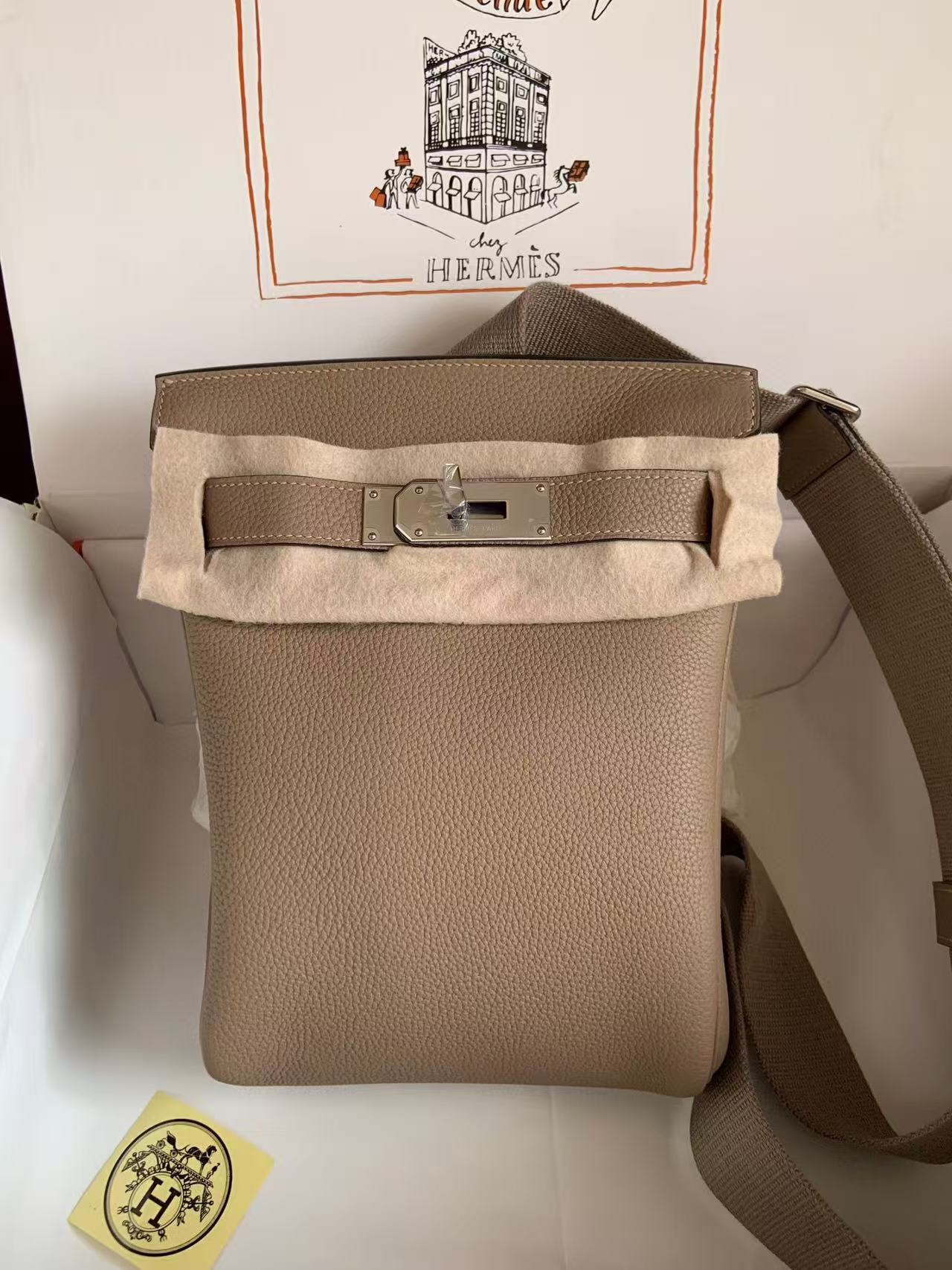 Hermès chest bag customize
