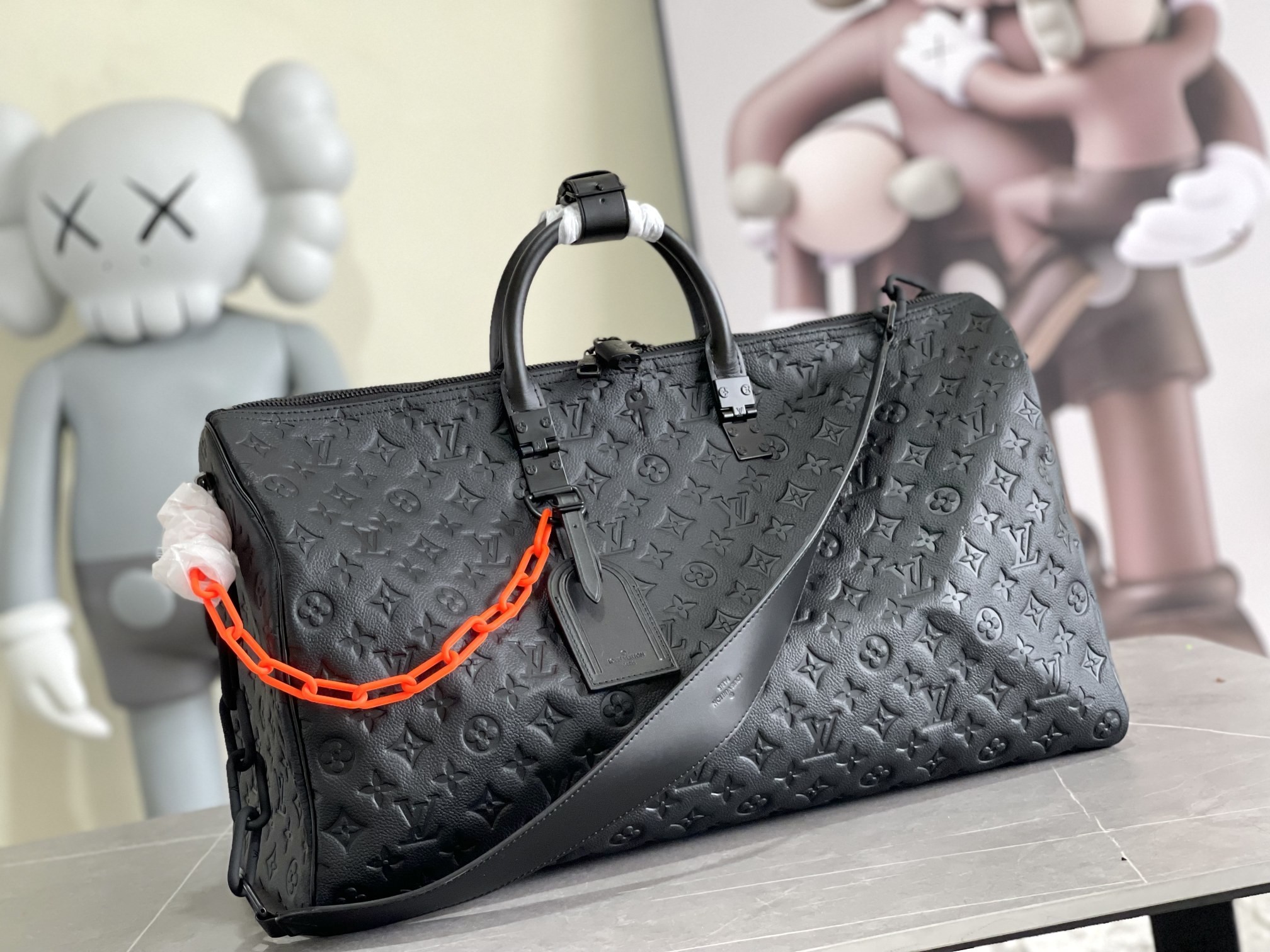 LV Travelling bag 50x29x23cm