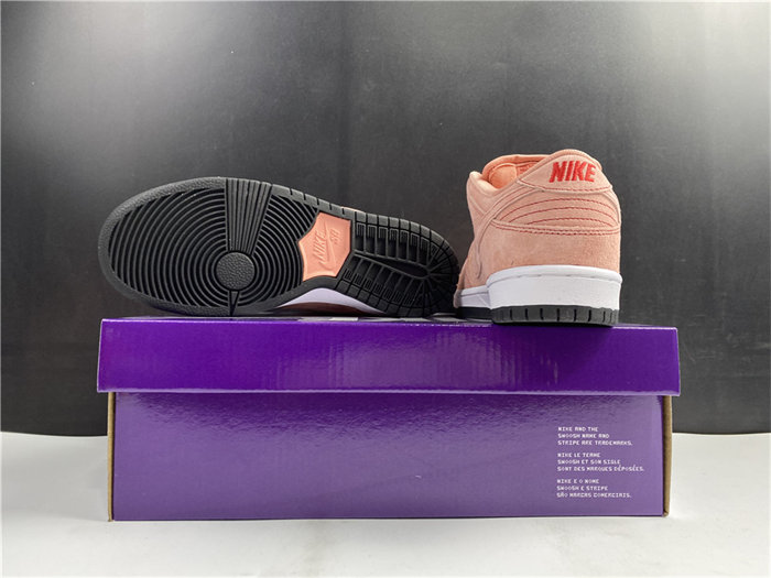 NK SB Dunk Low Pink Pig CV1655-600