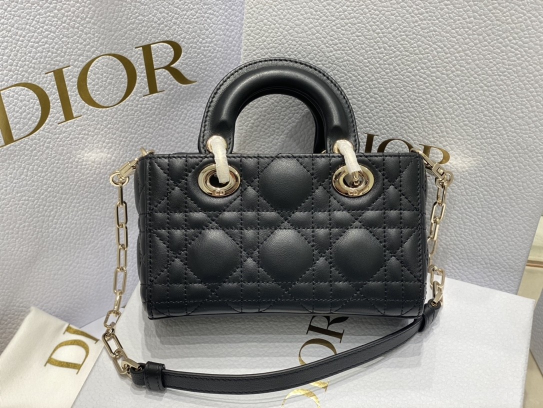 DR Lady D-Joy Handbag 16.5x10x6cm